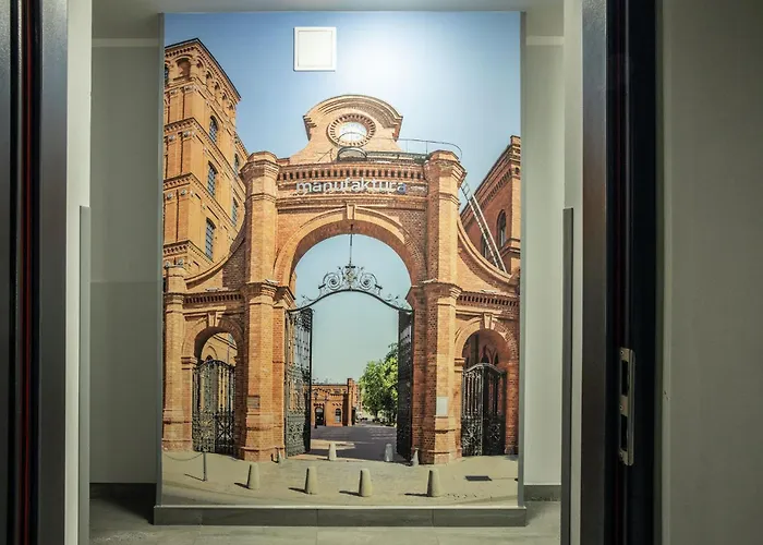 Wigurytower 74' Апартаменти